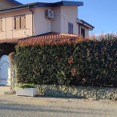 Villetta Aurora Villaggio Porto Ada A 2 Passi Dal Mare Πίτσο Εξωτερικό φωτογραφία